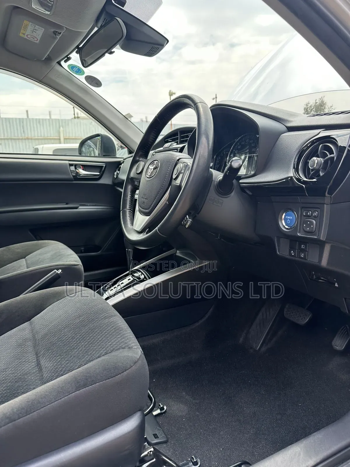 Toyota Axio 2018 Silver