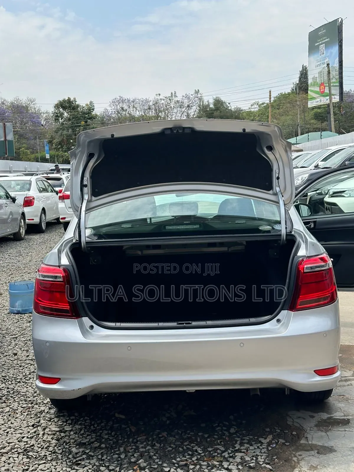 Toyota Axio 2018 Silver