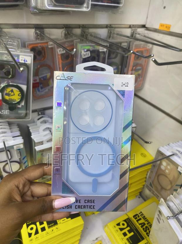 Makavo Oneplus 12 Transluscent Case Compatible With Magsafe - main view