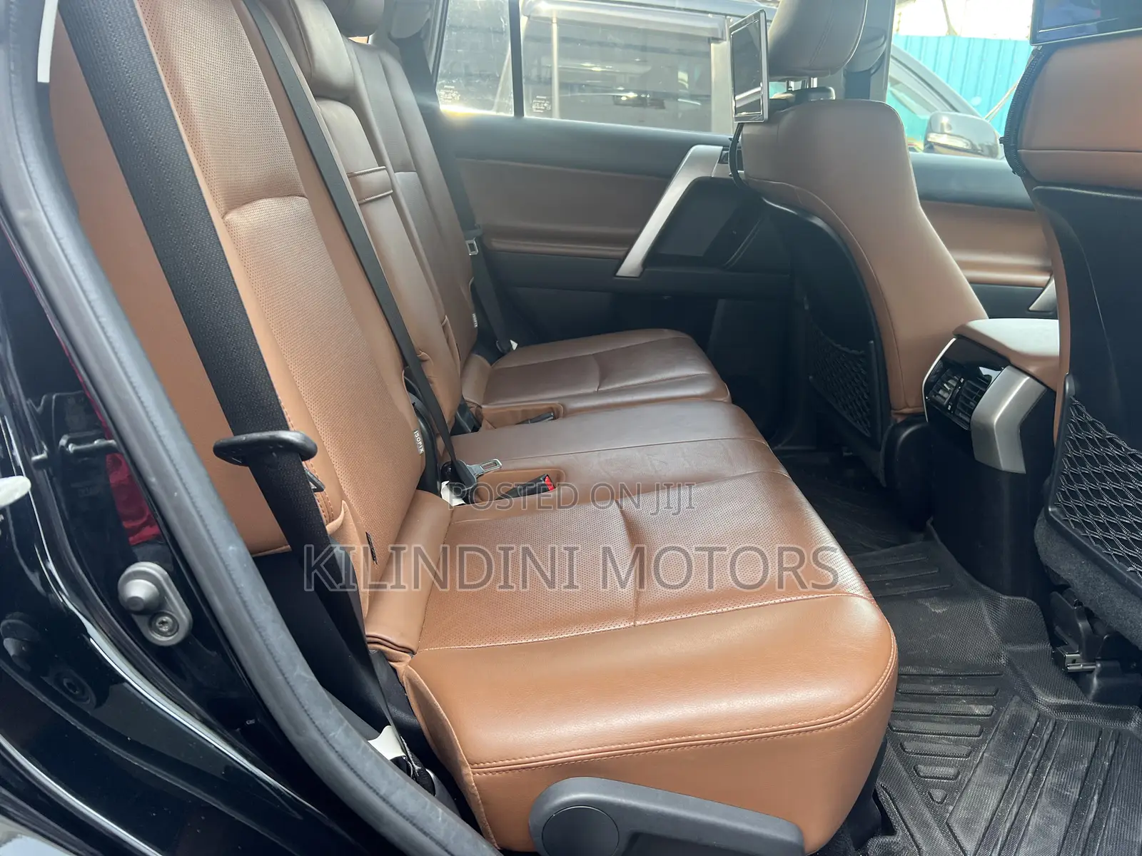 Toyota Land Cruiser Prado 2022 Black