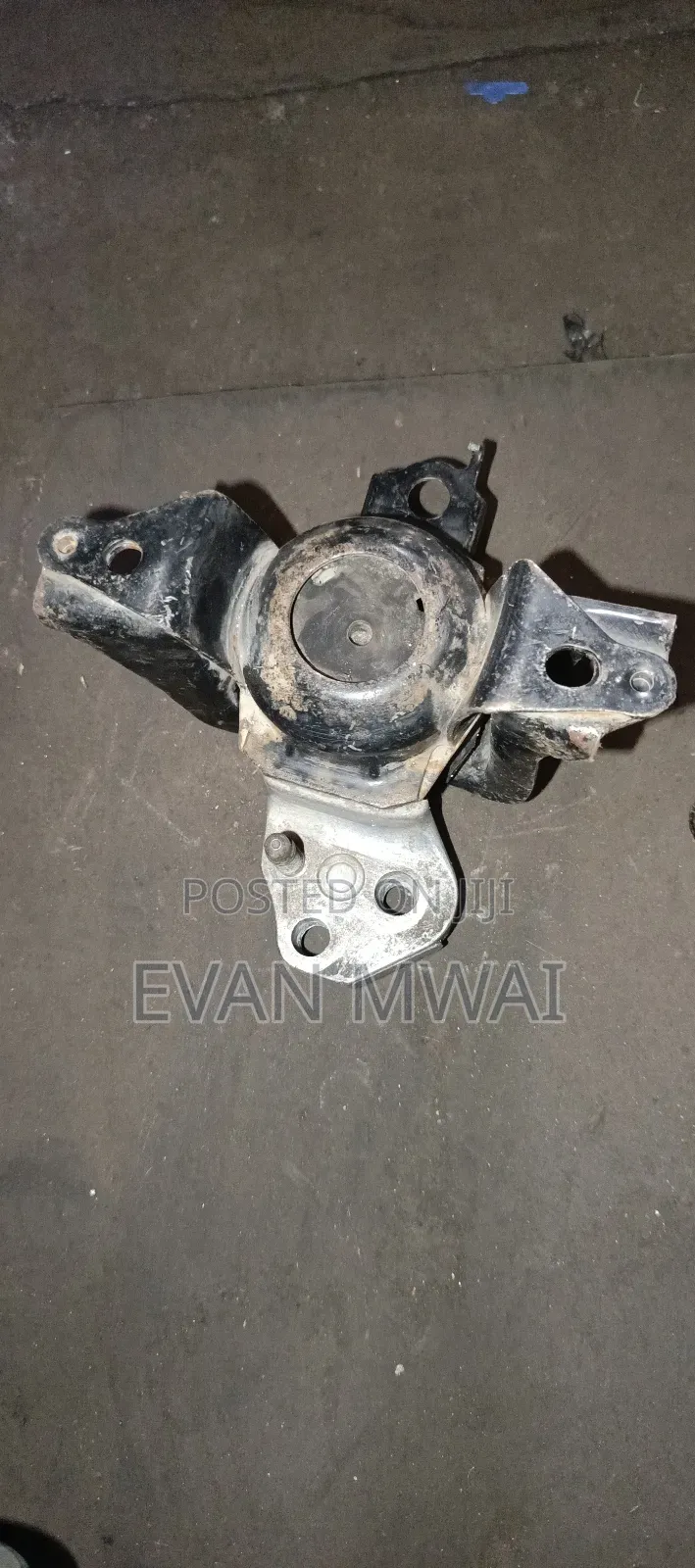 Toyota Probox Old Model Engine Mounting