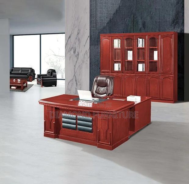 Office Furniture; Modern 140cm Executive Office Desk With Sleek Design