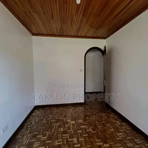 5bdrm Townhouse / Terrace in Kilimani for rent