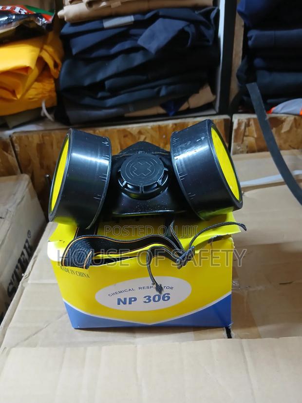 Black Cartridges Respirators - main view