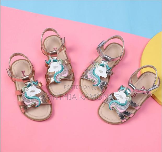 Girl's Unicorn Themed Opens - main view