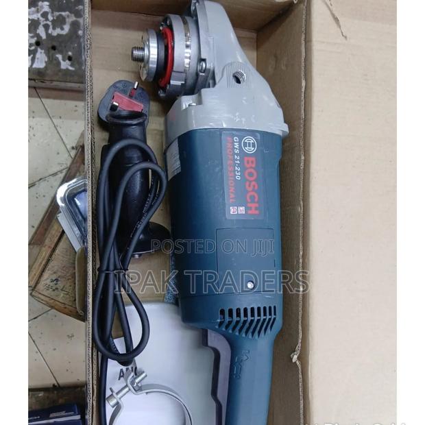 Bosch 9" Large Angle Grinder, 2200w