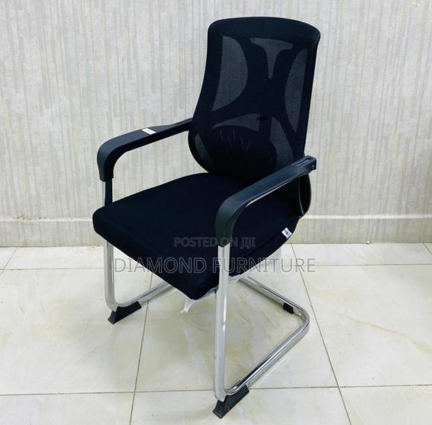 Office Furniture;Ergonomic Conference Chair With Cushioned Comfort