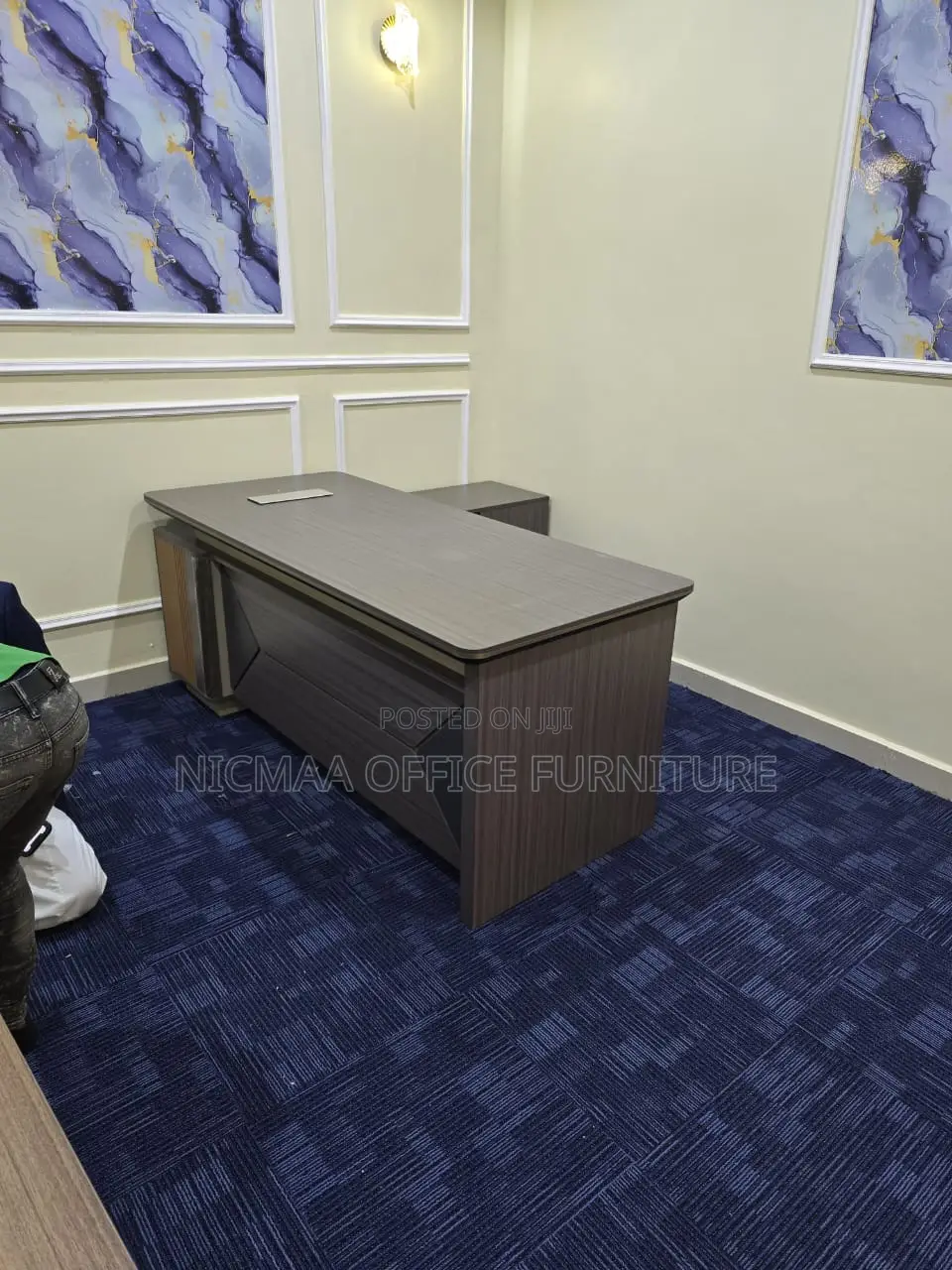 Sleek, Professional Built to Impress Advanced Desk