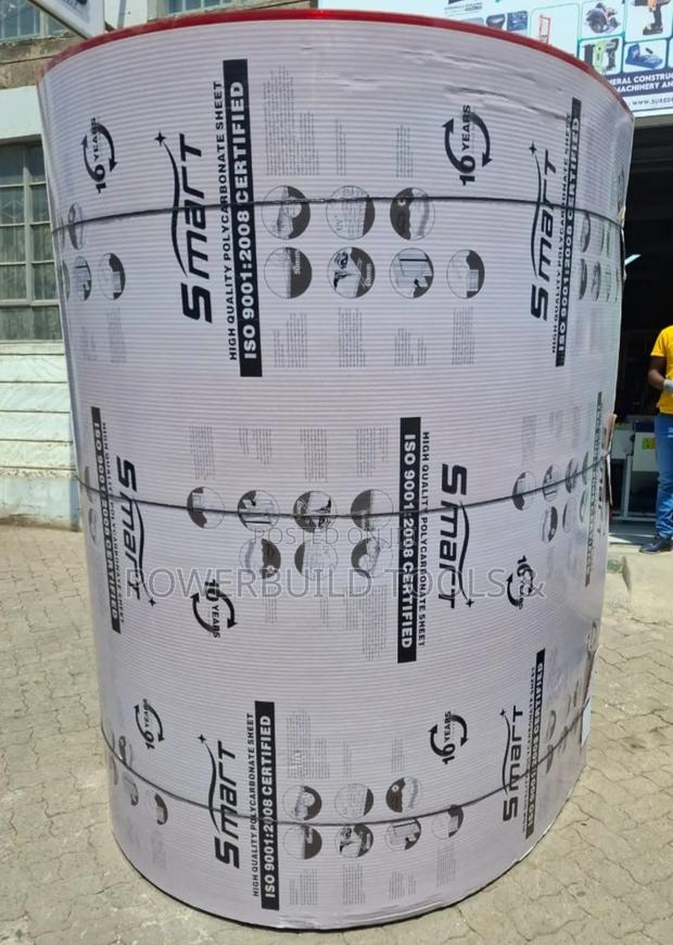 Lexan Sheets/Polycarbonate Sheet 6mm Hollow, Heavy-duty - thumbnail 4