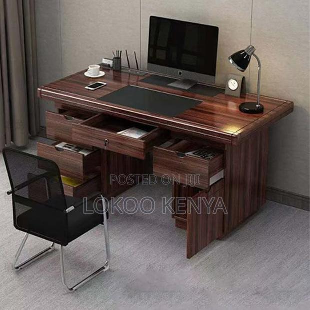 Office Desk : 1.4m Executive Wooden Desk With Storage