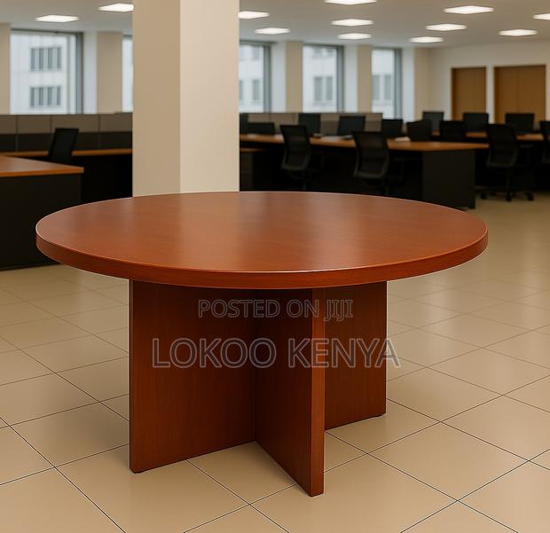 Office Table : Wooden Round Board Meeting Table