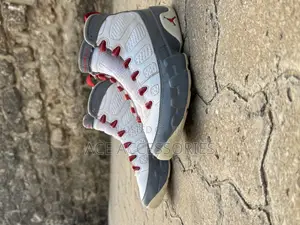 Air Jordan 9 Retro – Original Rare! Size 40 | Free Delivery
