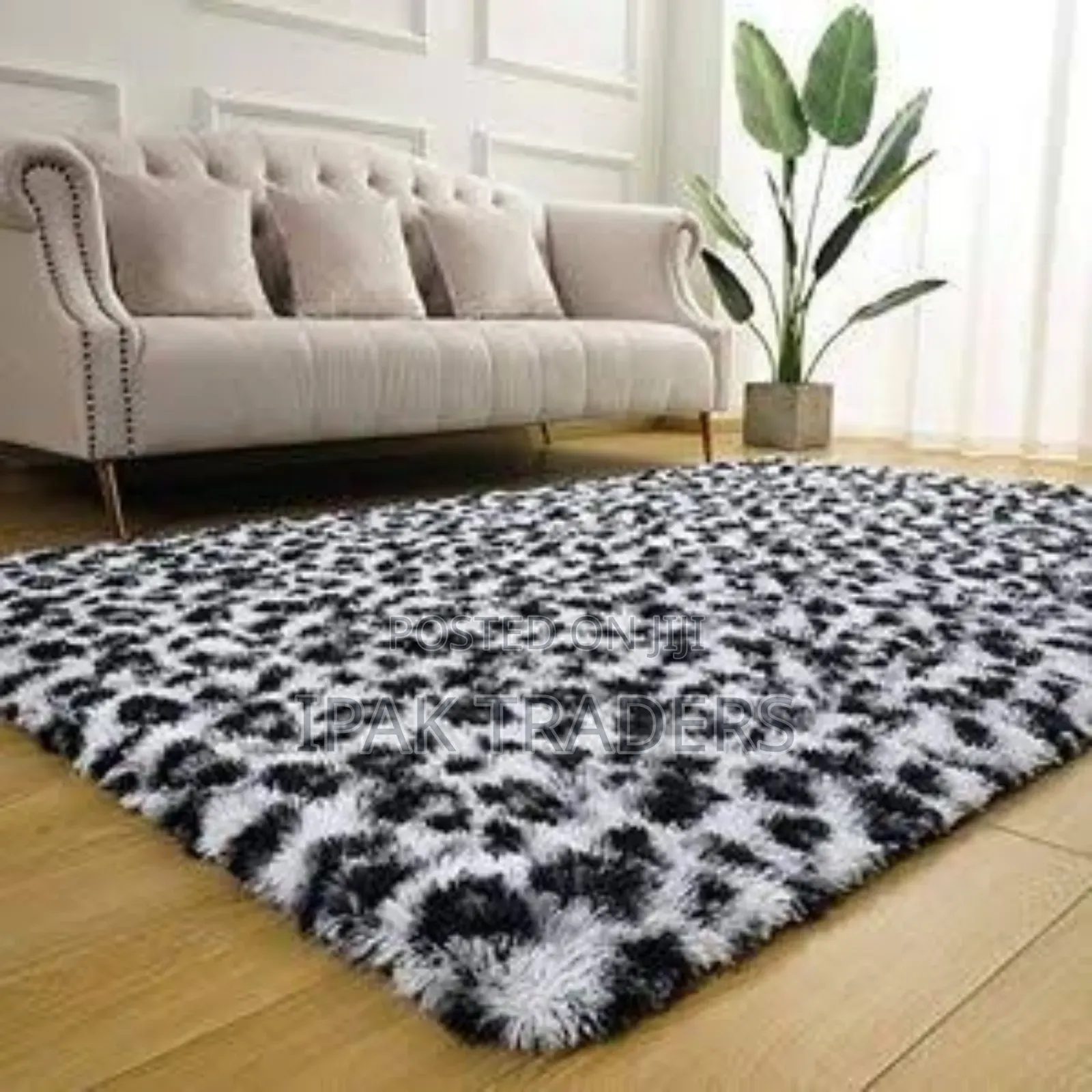 Fluffy Plain and Patched Carpet Size 7*10