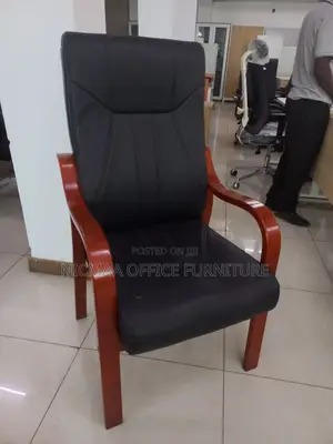 Classic Executive Leather Visitor Chair