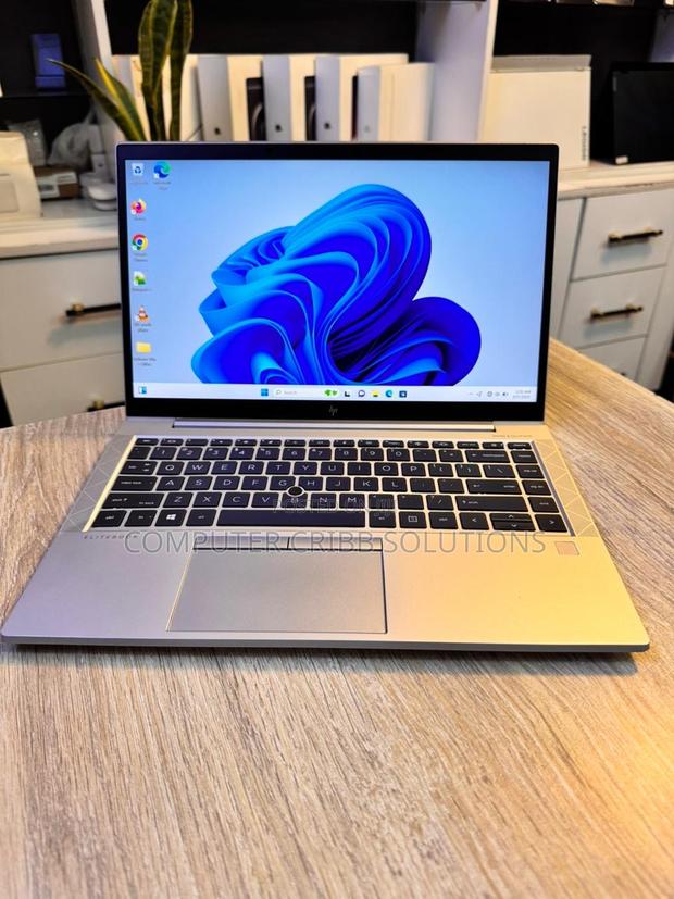 Laptop HP EliteBook 845 G8 16GB AMD Ryzen 5 SSD 256GB