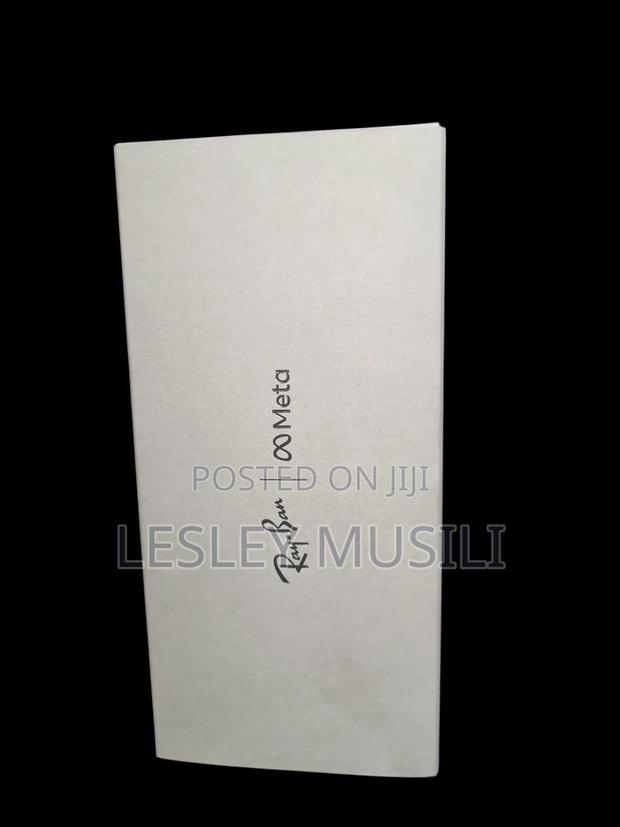 Wayfarer Glasses - thumbnail 3