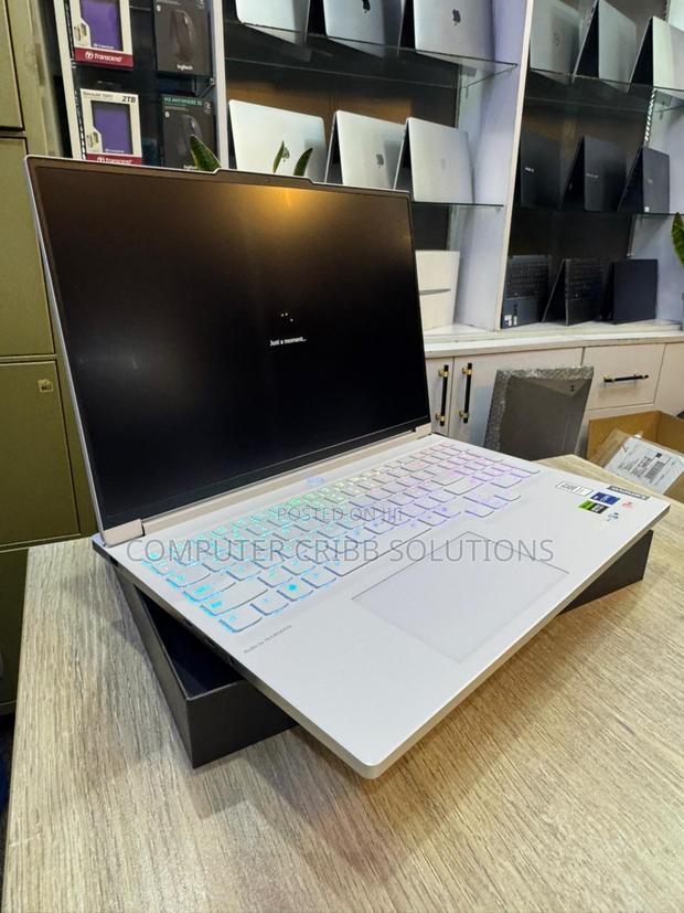 Laptop Lenovo Legion 7 32GB Intel Core I7 SSD 1T