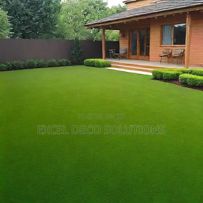 Soft 25mm Artificial Grass Carpet – Natural Green Look