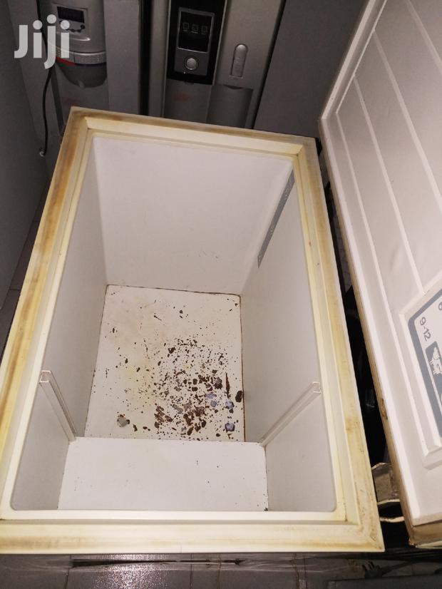 Chest Freezer - thumbnail 2