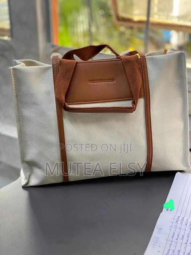 Black Cream Quality Tote Bags Canvas Material Is Available - thumbnail 3