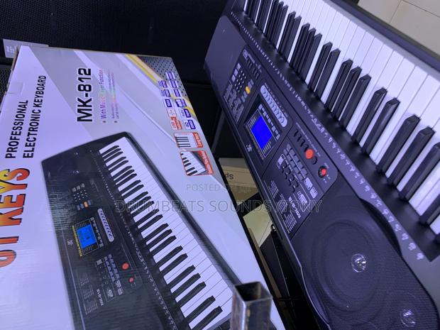 Mk 812 Professional Electronic Keyboard 61keys