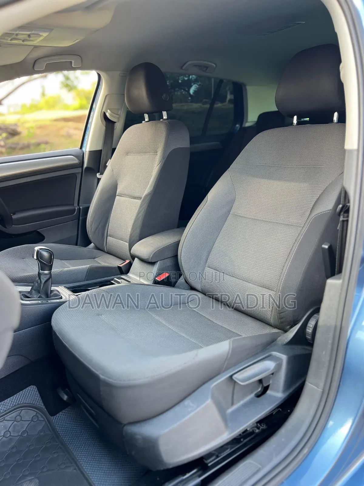 Volkswagen Golf 2017 Blue