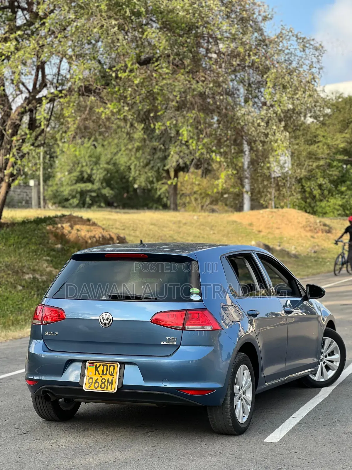 Volkswagen Golf 2017 Blue