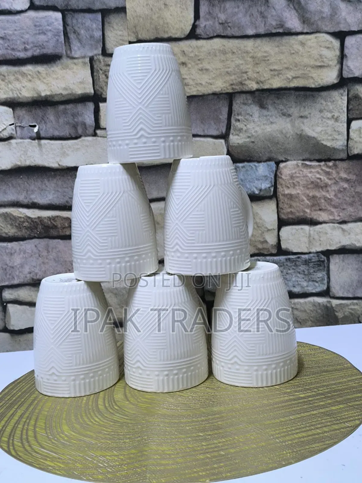*White Ceramic Mugs*
 *Capacity:* 350ml 
 *Material:* Ceramic
