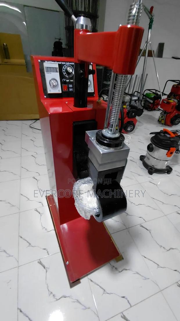 Commercial Tyre Vulcanizing Machine Electric Powered