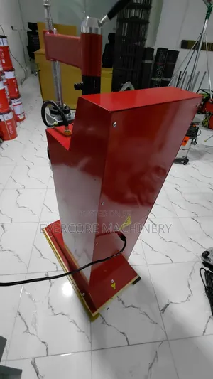 Commercial Tyre Vulcanizer Red Italian Single Phase