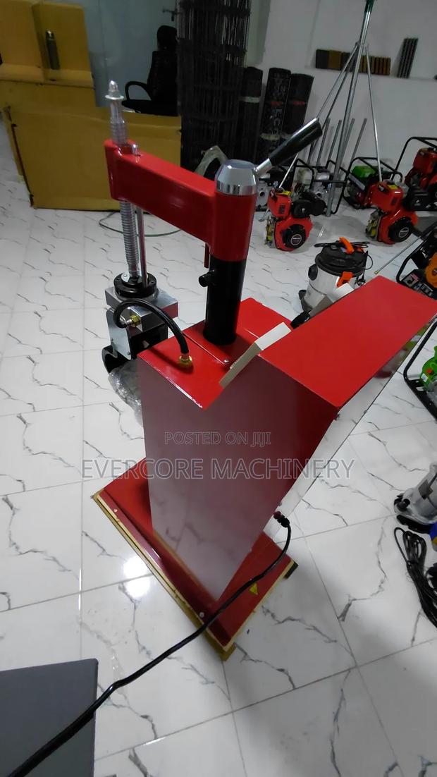 Commercial Tyre Vulcanizer Red Italian Single Phase - thumbnail 3