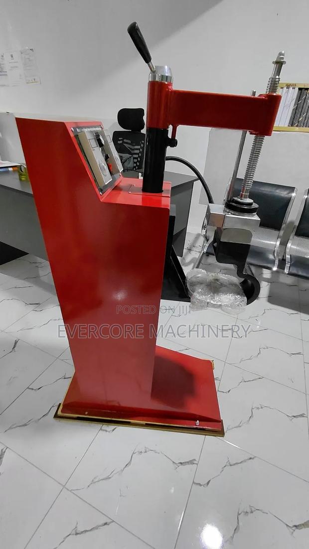 Commercial Vulcanization Machine for Tyres - thumbnail 3