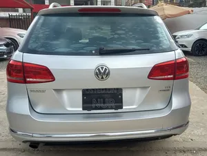 Volkswagen Passat 2015 Silver