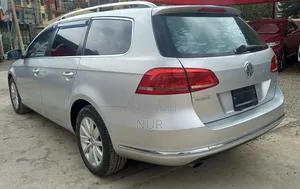 Volkswagen Passat 2015 Silver
