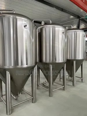 Stainless Steel Brewery Tanks – Fermenters, Bright Beer, HLT CLT