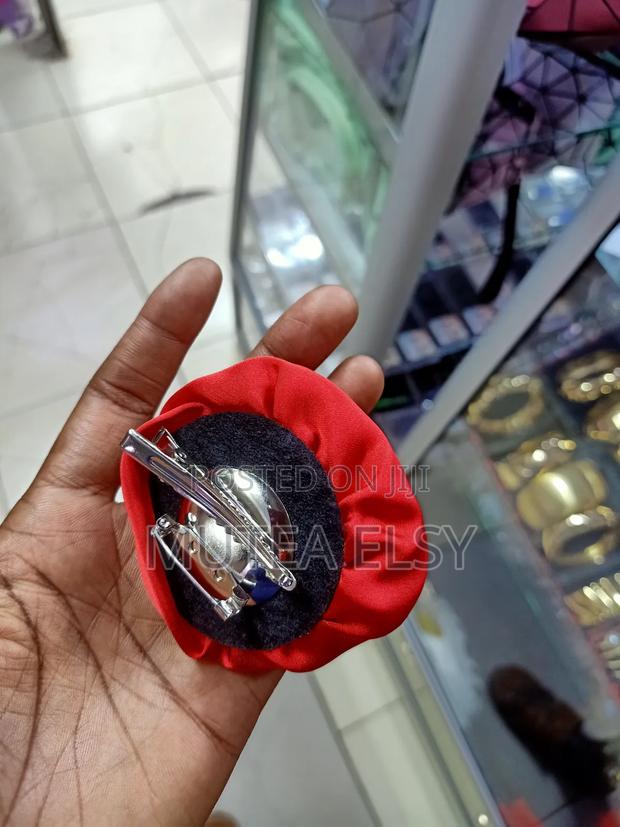 Red Micro Mini Fascinators/Ladies Lapel Pins - thumbnail 2