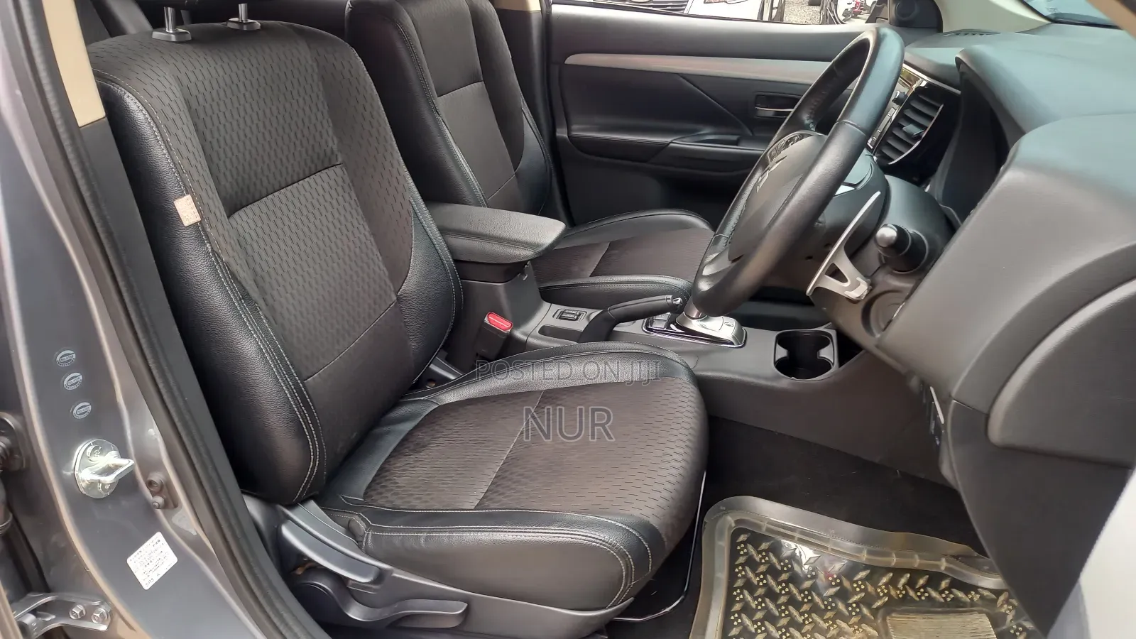 Mitsubishi Outlander 2015 Gray