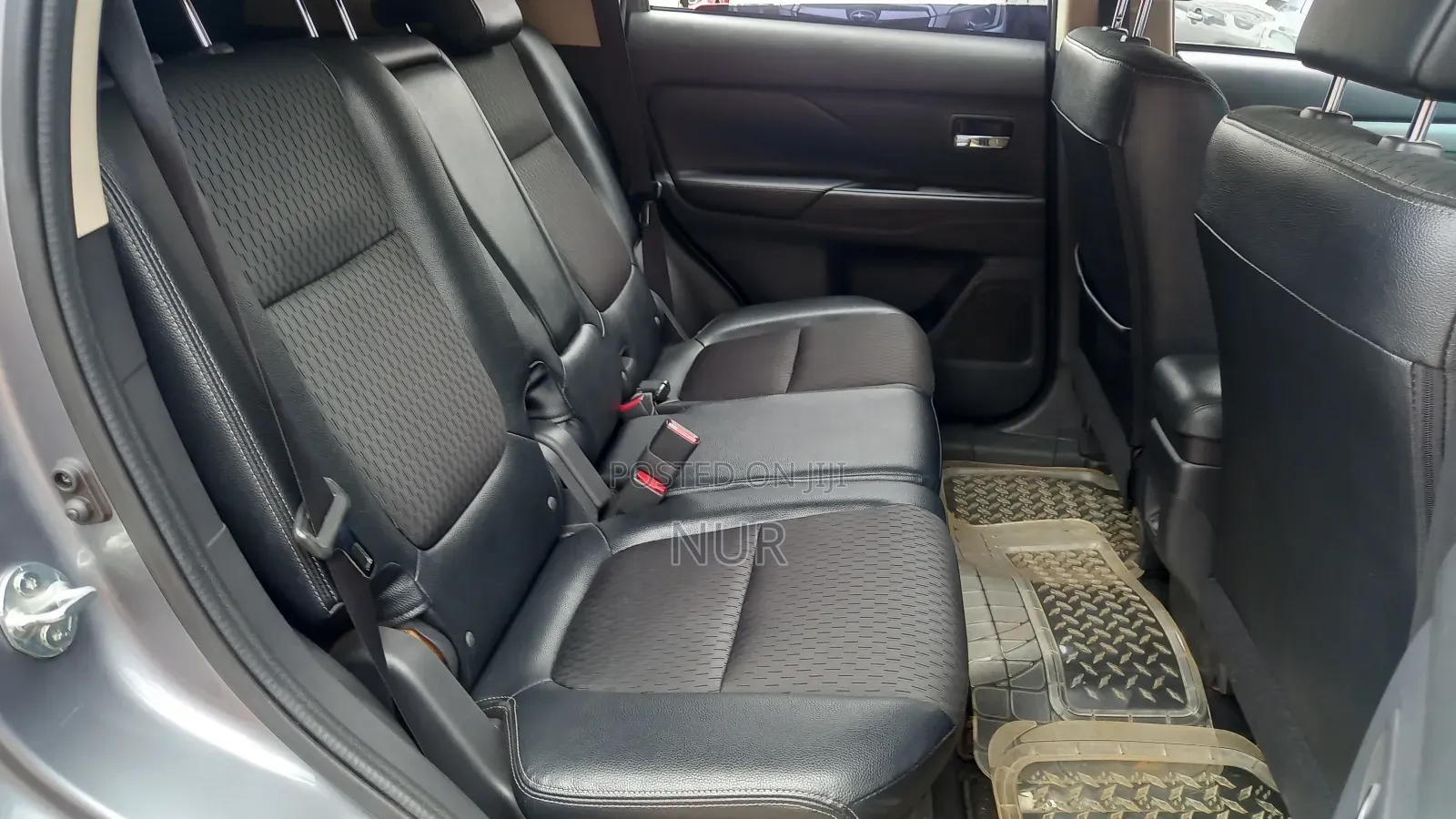 Mitsubishi Outlander 2015 Gray