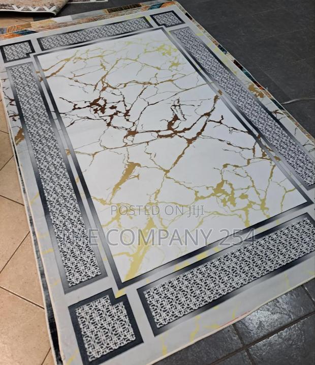 Hd Carpet 6x9 
Price at 5000