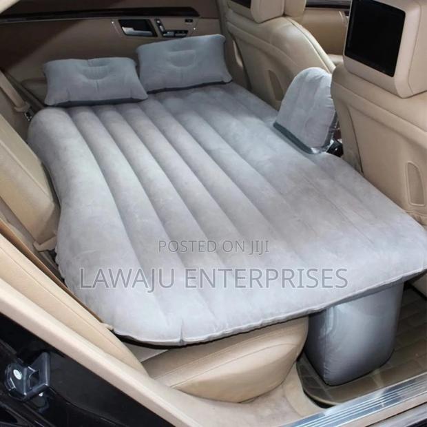 Inflatable Backseat Bed - main view