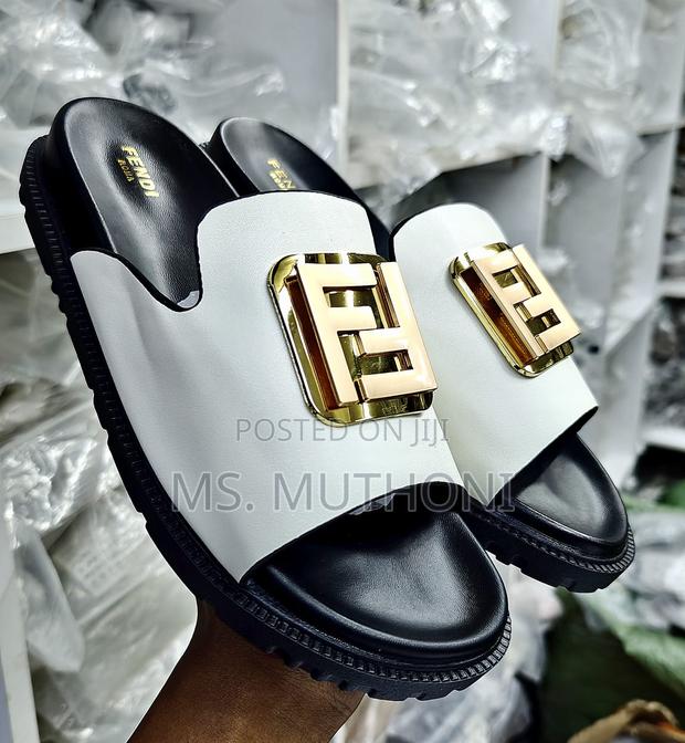 Fendi Ladies Sliders Size 37 38 39 40 41 42 - thumbnail 2