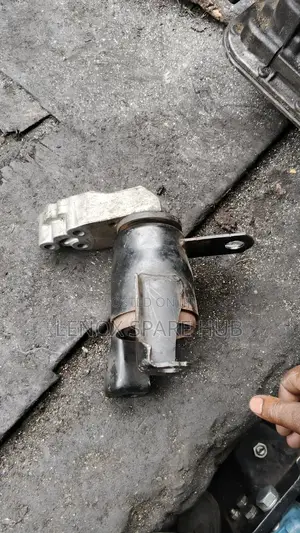 Engine Mountain Mazda Demio