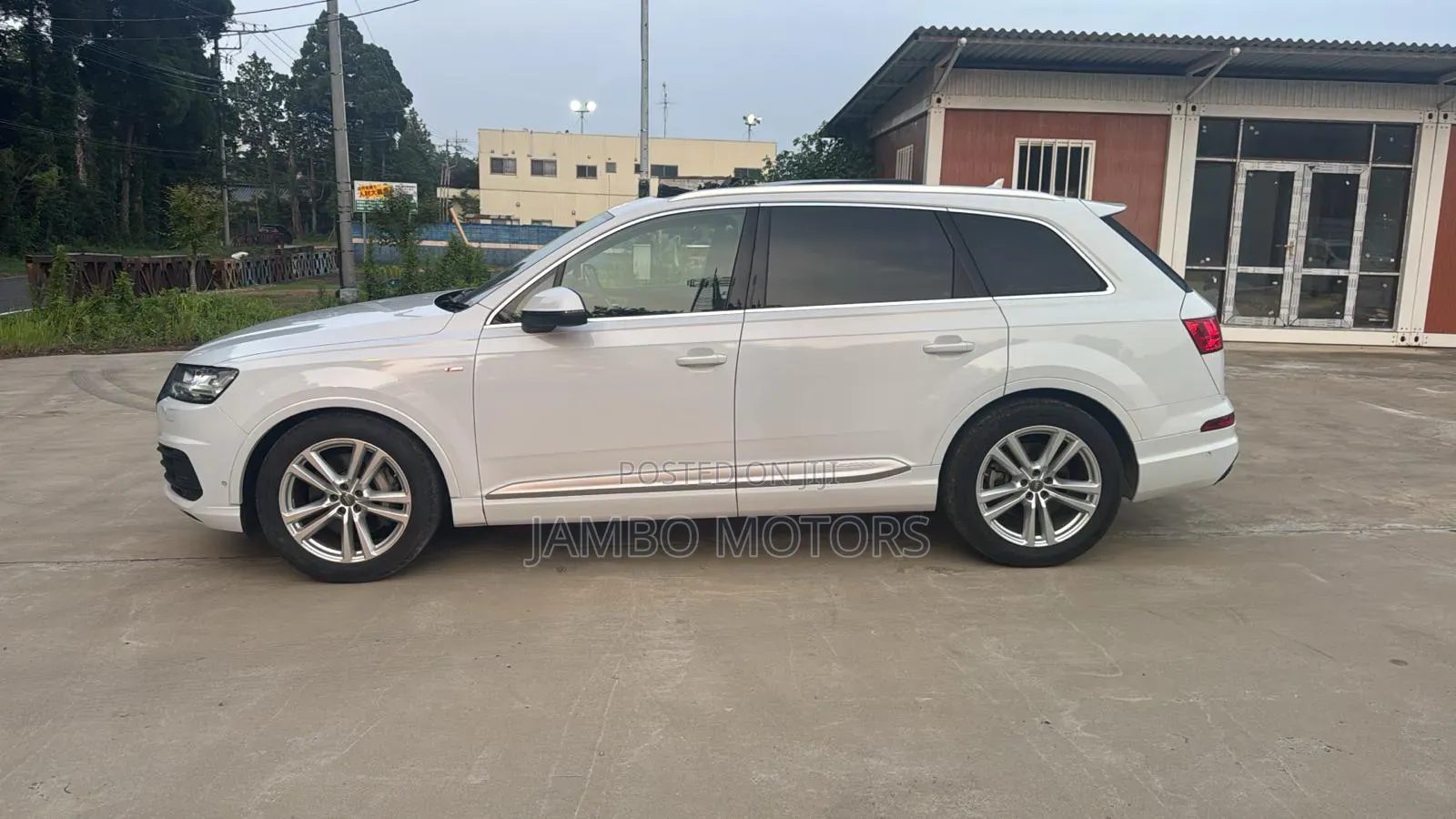 Audi Q7 45 SE Premium AWD quattro 2019 White