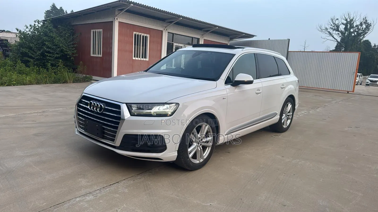 Audi Q7 45 SE Premium AWD quattro 2019 White