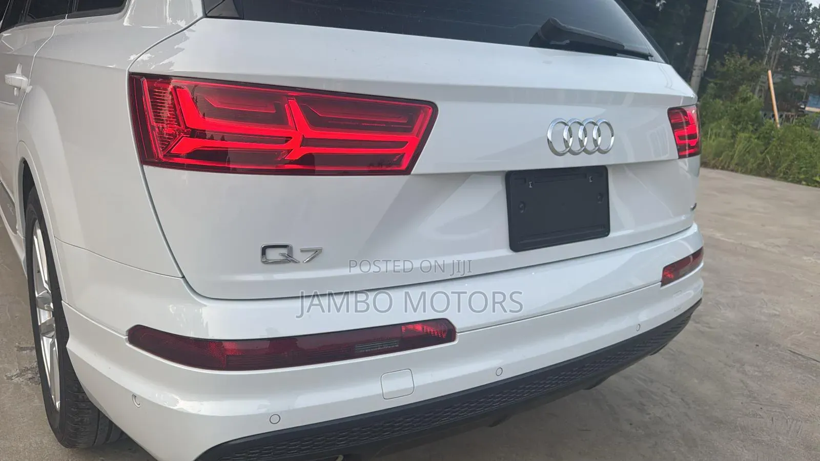 Audi Q7 45 SE Premium AWD quattro 2019 White