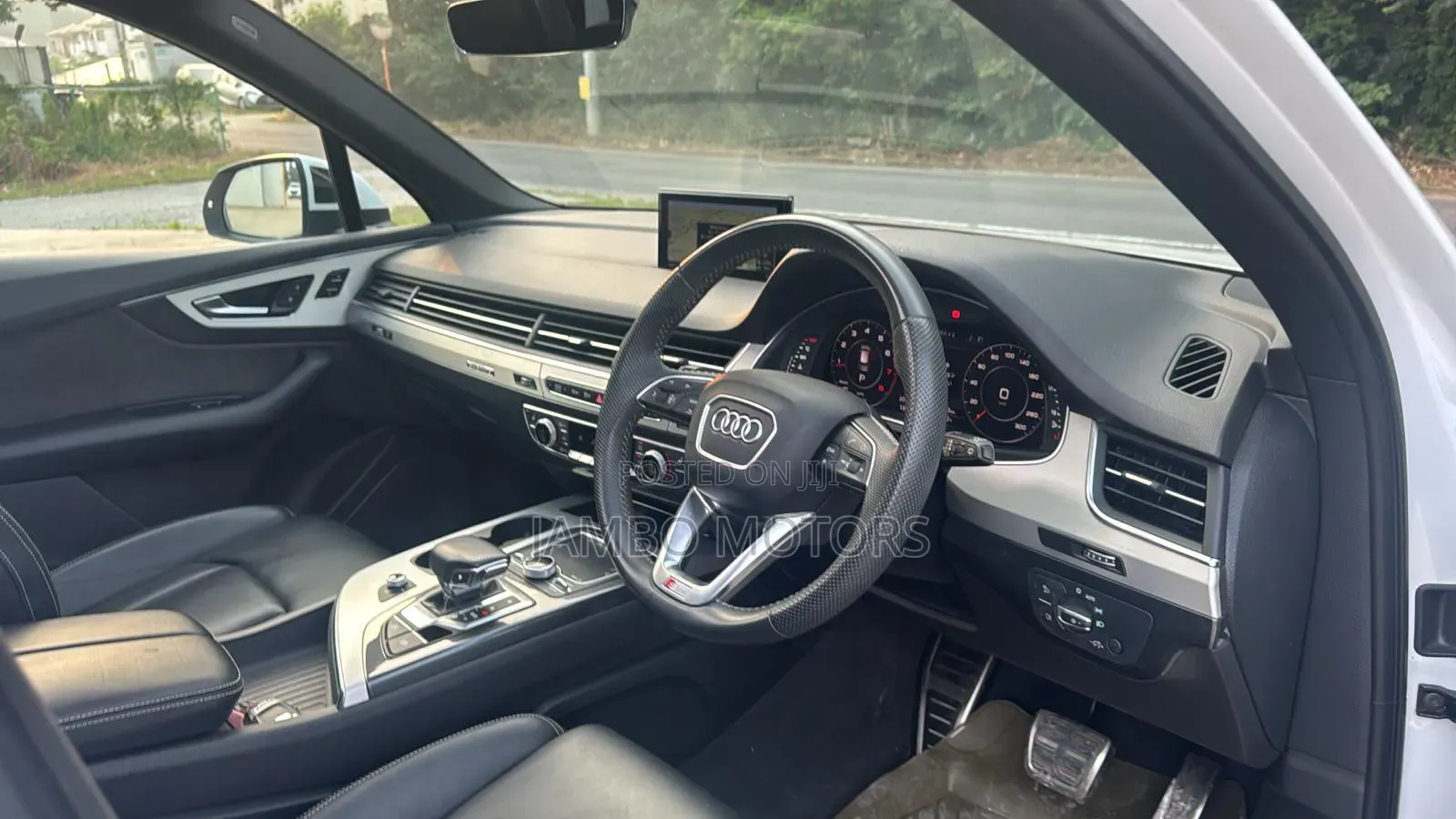 Audi Q7 45 SE Premium AWD quattro 2019 White