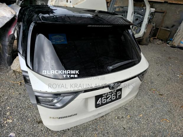 Toyota Harrier Boot/Tailgate 2014/2015/2016/2017/2018 Manual