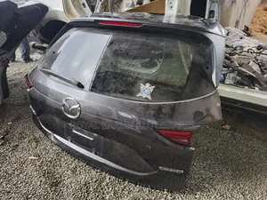 Cx-5 2018 Automatic Boot/ Tailgate