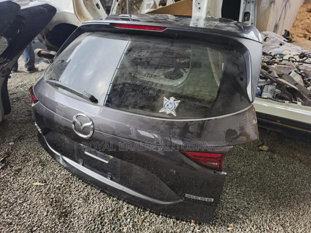 Cx-5 2018 Automatic Boot/ Tailgate - thumbnail 2