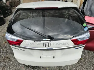 Honda Fit Shuttle Boot/ Tailgate